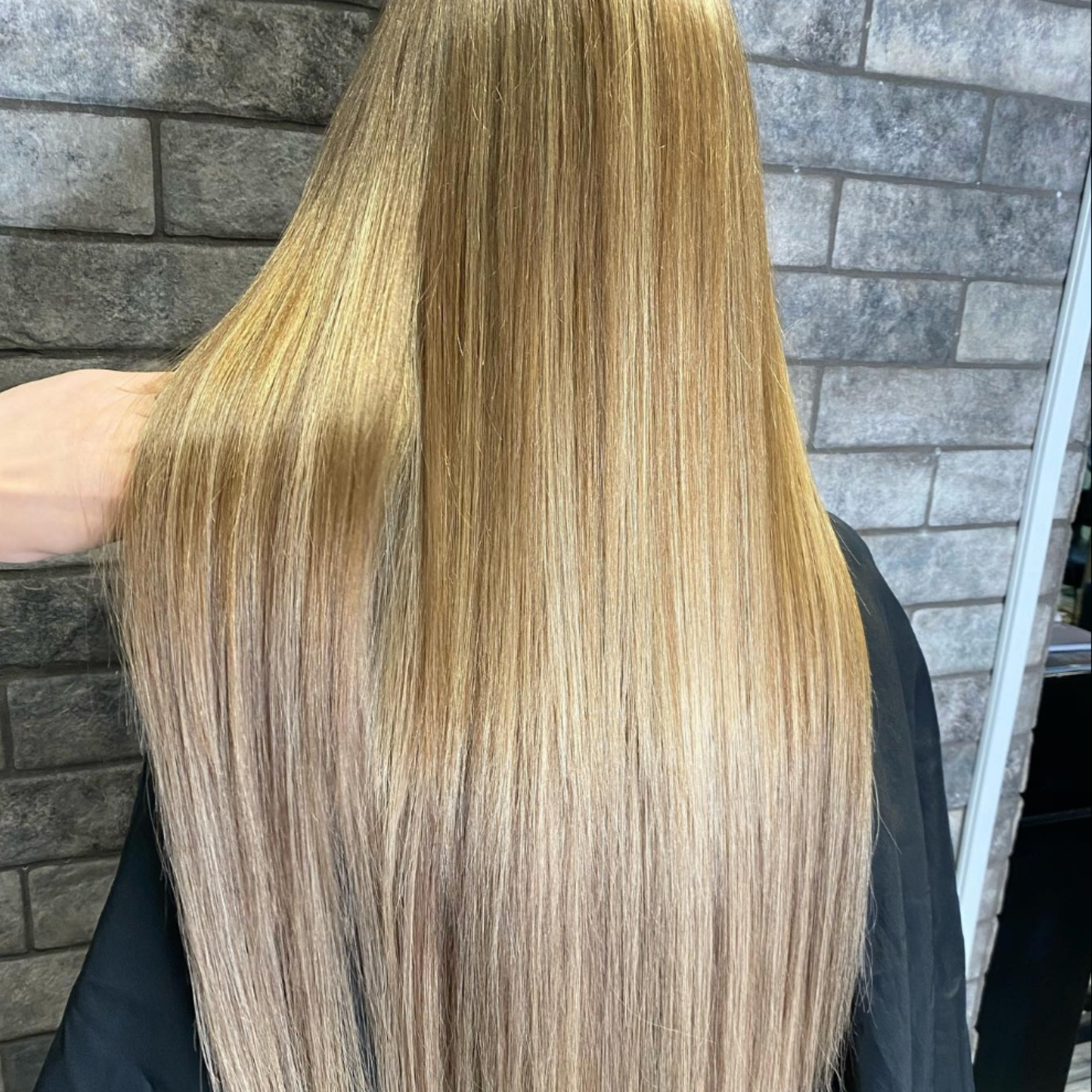 14" Invisible Tape Extensions Dirty Blonde