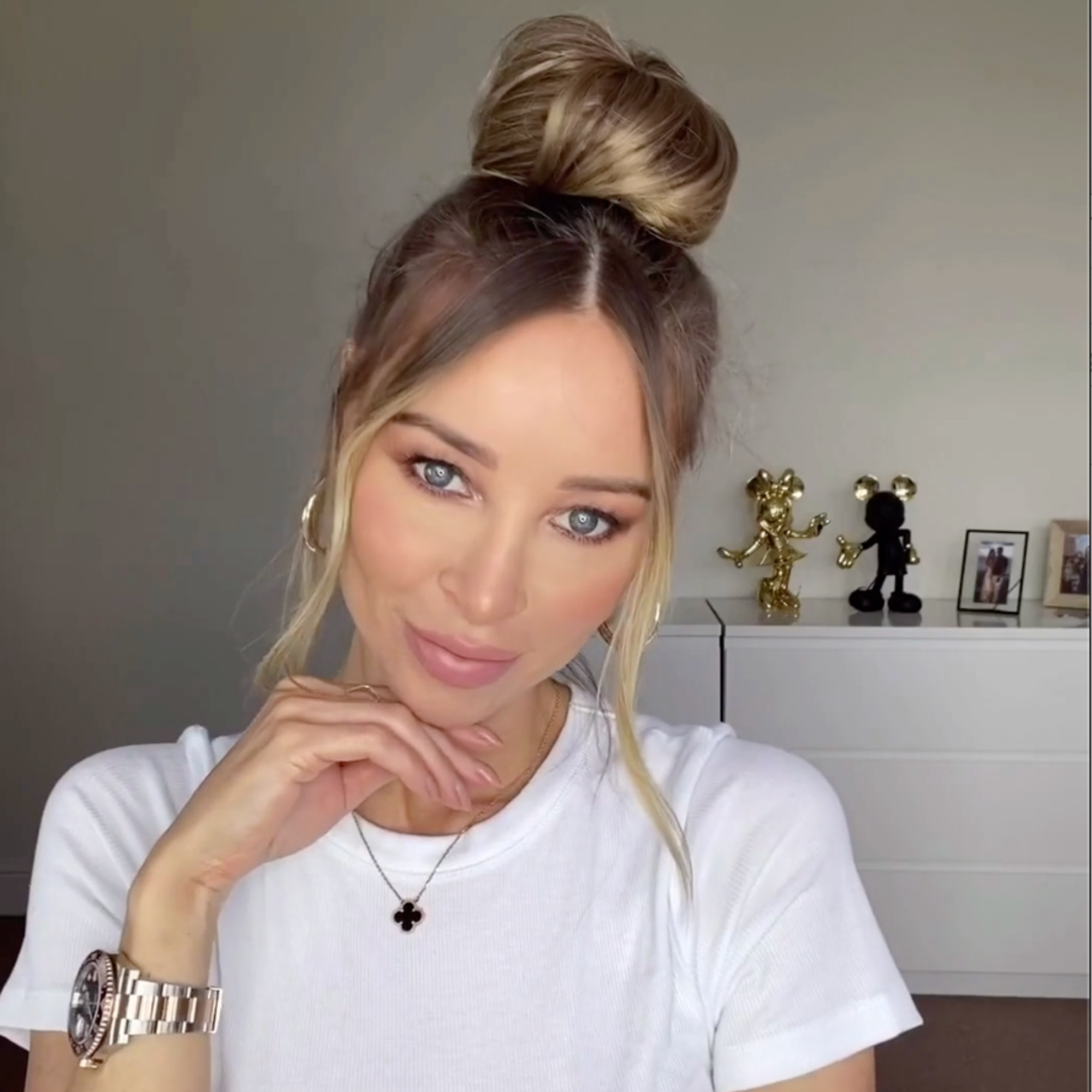 Hair Rehab LDN founder Lauren Pope wears the Messy Clip-on Bun in blonde balayage shade
